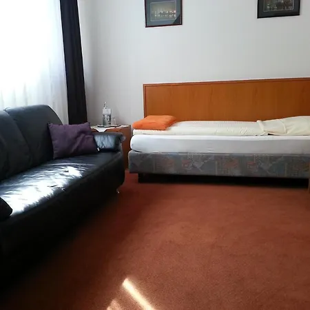 Restaurant Klostermuehle 2* Ройтлинген