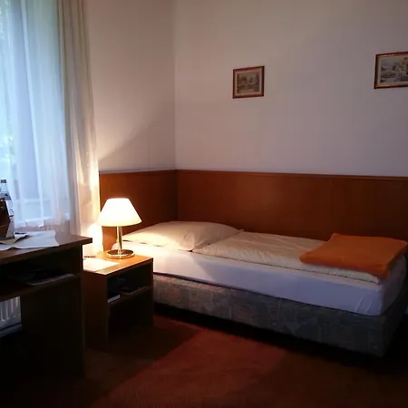 Restaurant Klostermuehle 2* Ройтлинген